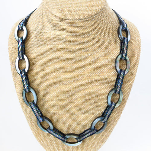 Oval Shell Links Necklace
