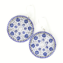 Load image into Gallery viewer, Summer Snowflake Earrings
