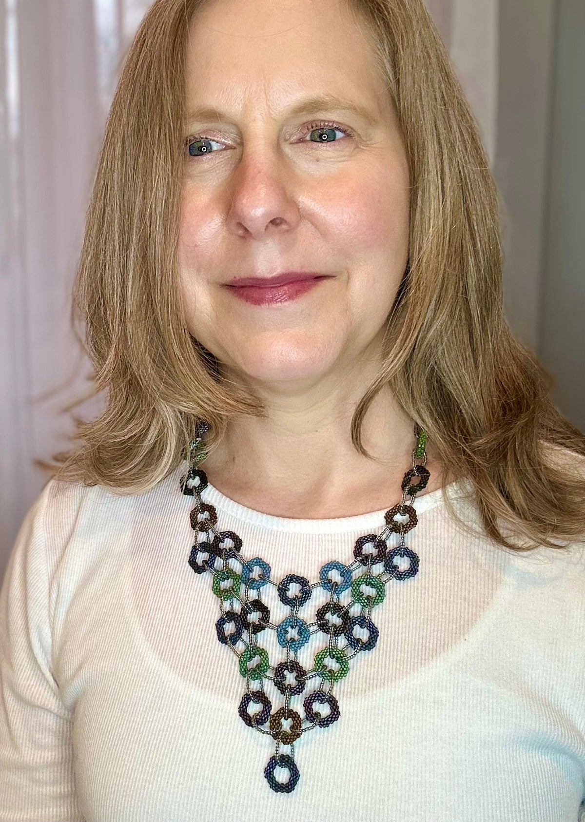 Hexagonal Links Bib Necklace