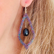 Load image into Gallery viewer, Elongated Teardrop Earings with pearl drop