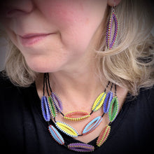 Load image into Gallery viewer, Blooming Prism Pods Earrings