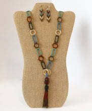 Load image into Gallery viewer, Beaded Links Tassel Necklace