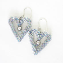 Load image into Gallery viewer, Woven Heart Earrings with Pearls